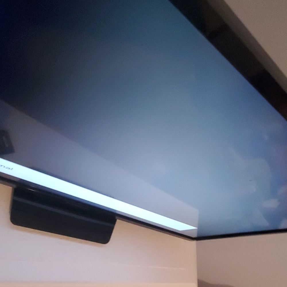 Tv - Picture 3 of 3